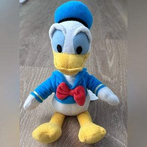 Disney Donald‎ Duck Plush